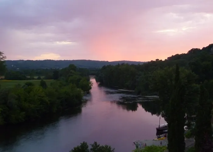 40m2 Avec Terrasse Face A La Dordogne Avec Vue Exceptionnelle Beynac-et-Cazenac